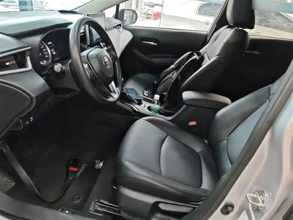 Toyota Corolla 2021 1.2T S-CVT Elite PLUS Edition фото 15