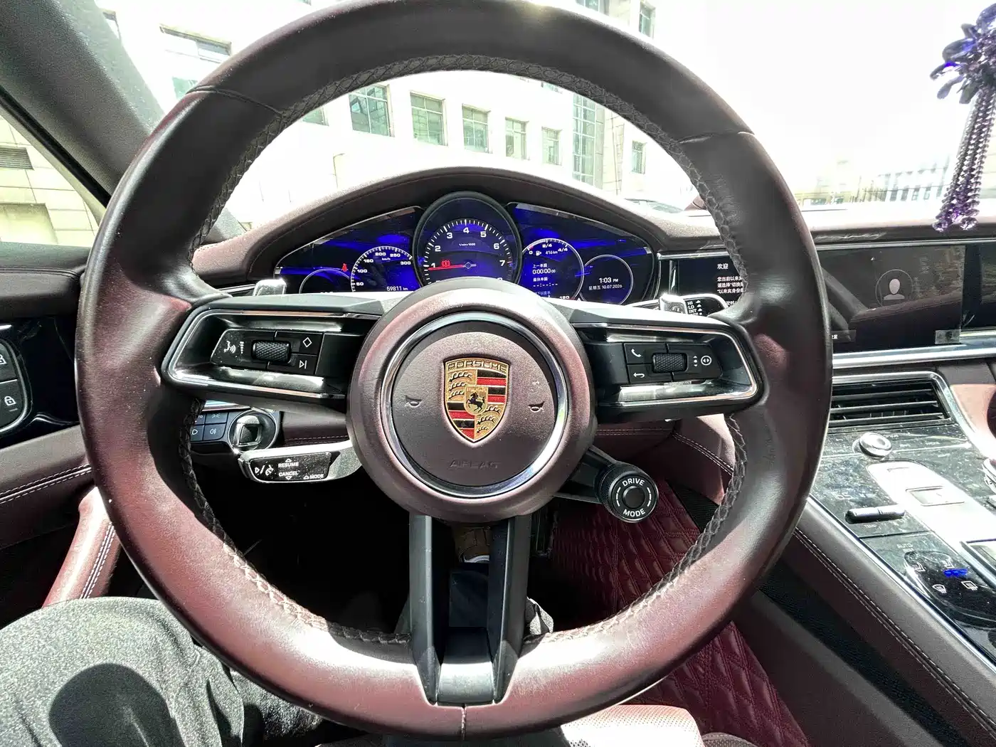 Photo 12 - Porsche Panamera