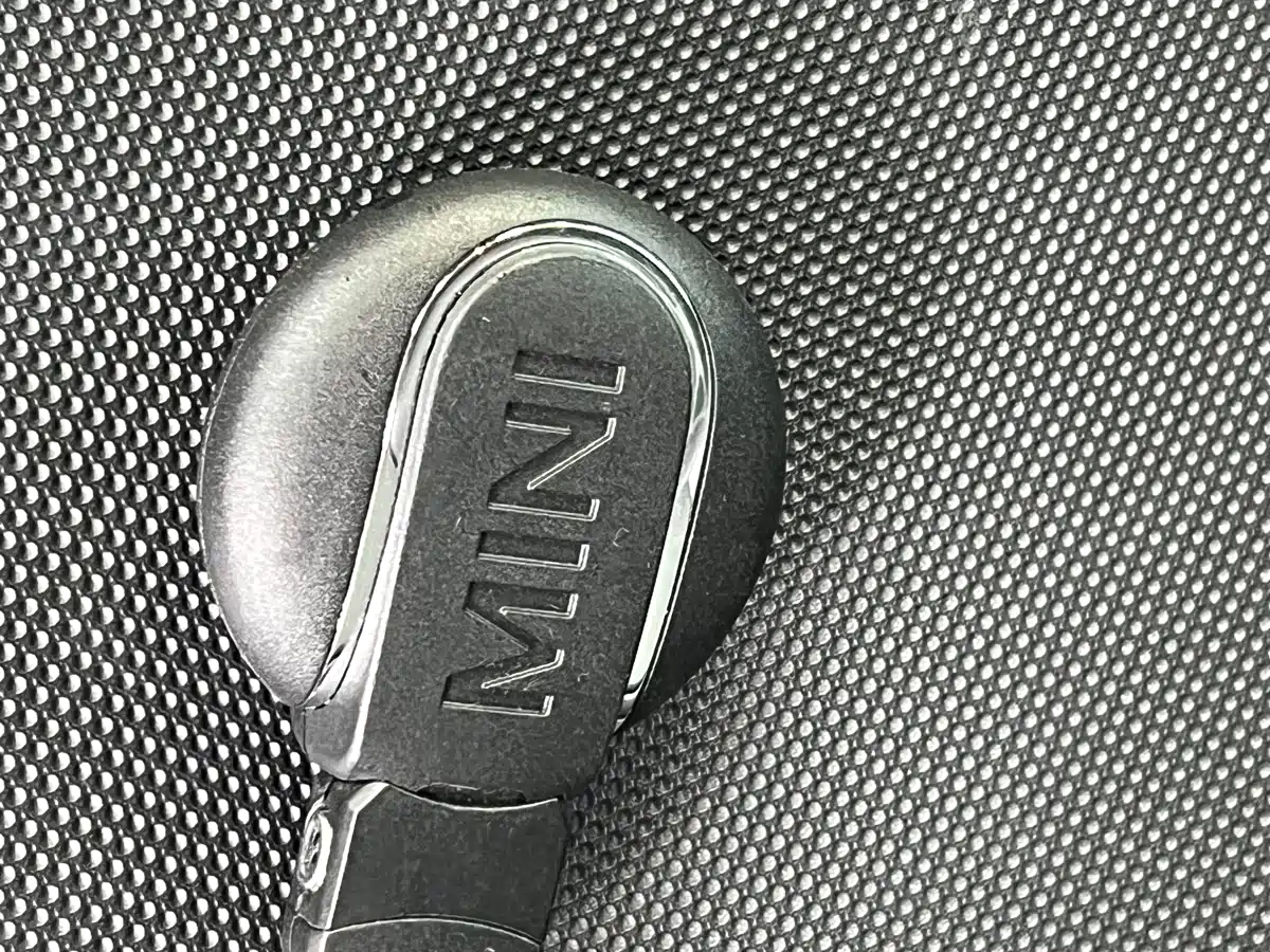 MINI 2021 2.0T COOPER S Classic фото 13