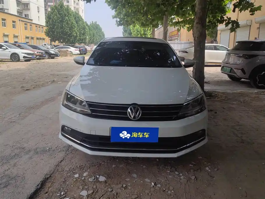 Volkswagen Sagitar 2018 1.6L Automatic Comfort фото 2