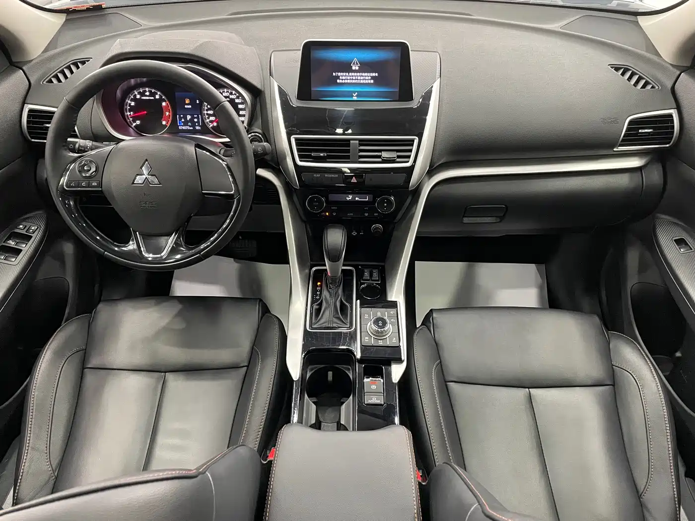 Mitsubishi Eclipse Cross 2019 1.5T CVT 2WD Dream Edition China VI фото 11