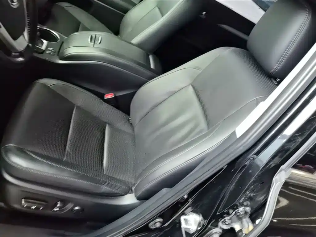 Toyota Highlander 2018 2.0T 4WD Luxury 7-seater China VI фото 15