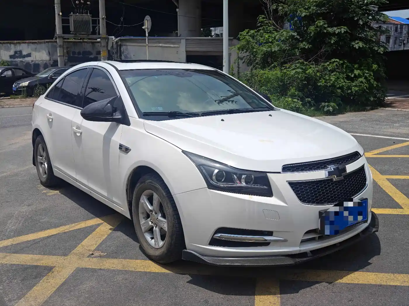 Chevrolet Cruze 2013 1.6L SL Sunroof MT фото 3