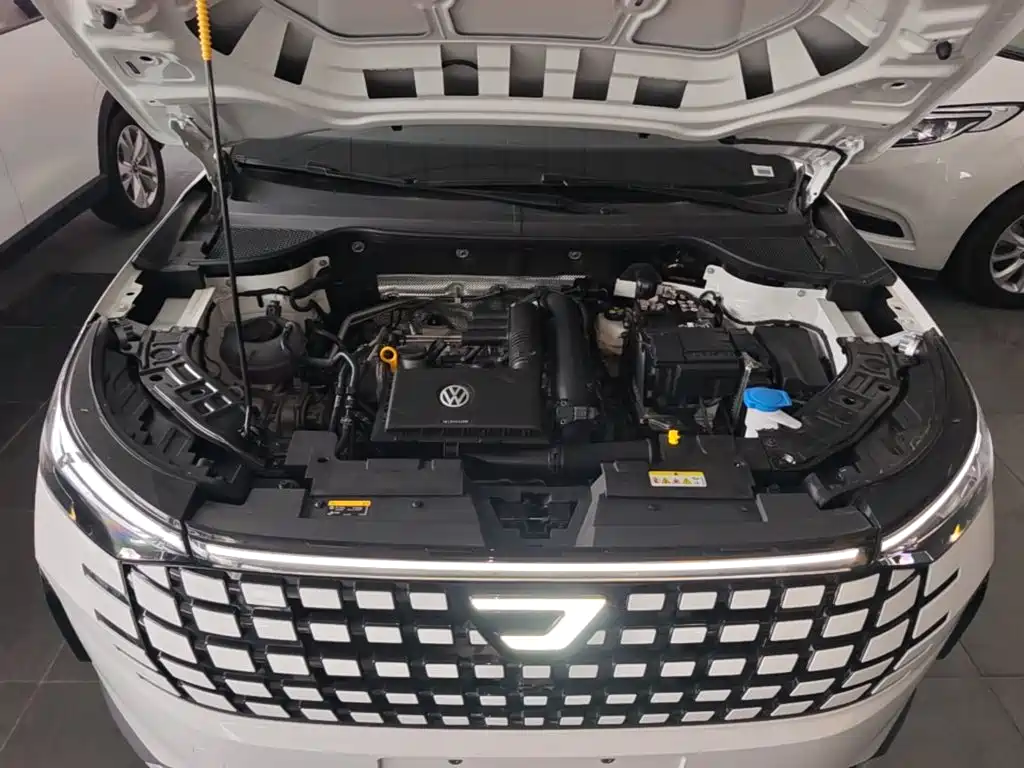 Фото 20 - Jetta VS8