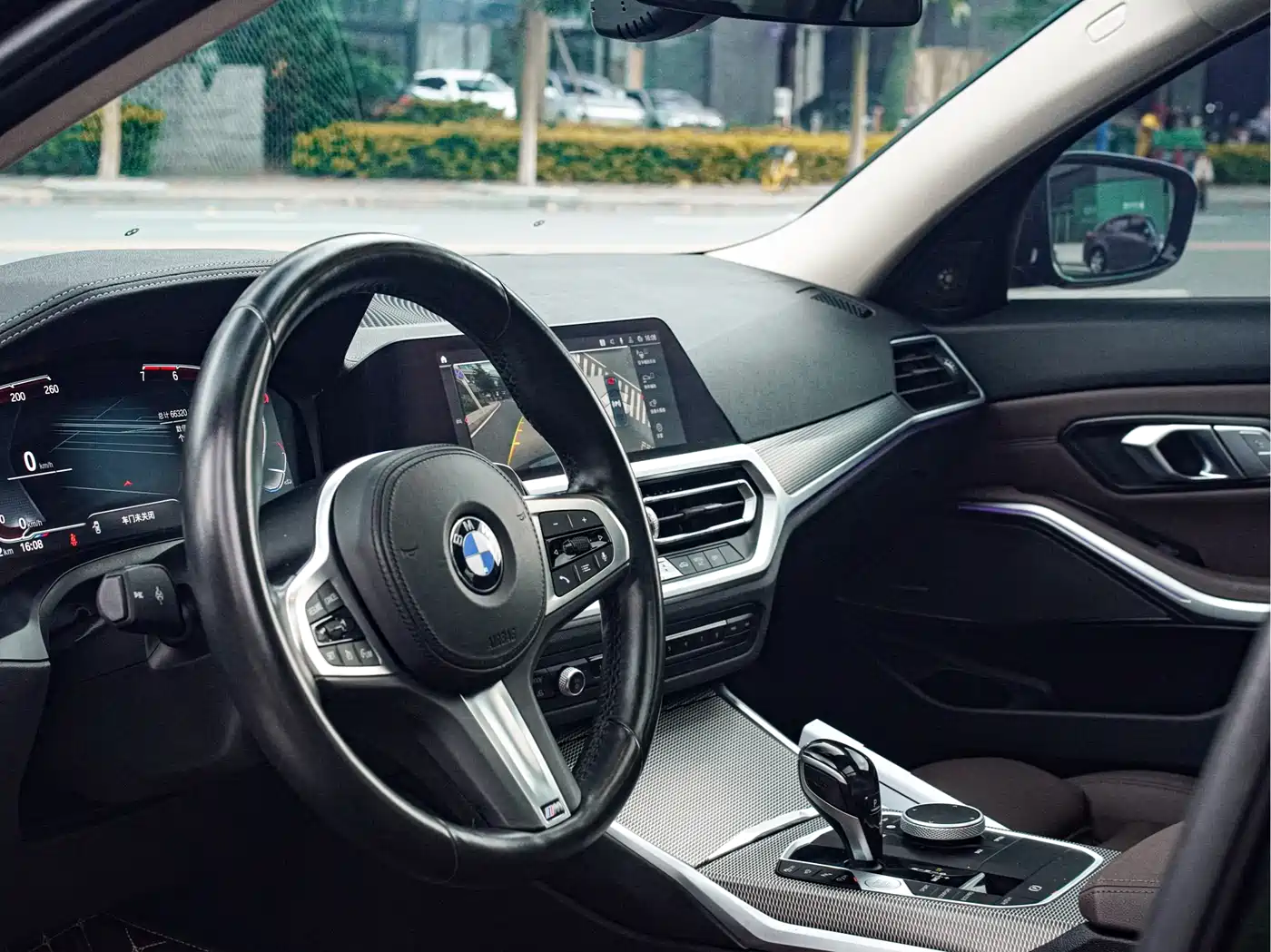BMW 3 Series 2020 325Li M Sport Black Night Package фото 9