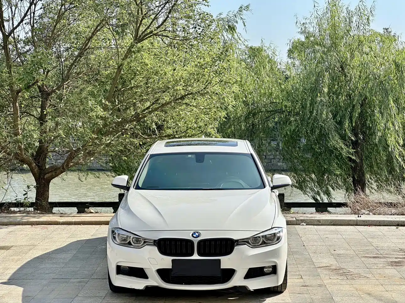 Фото 2 - BMW 3 Series