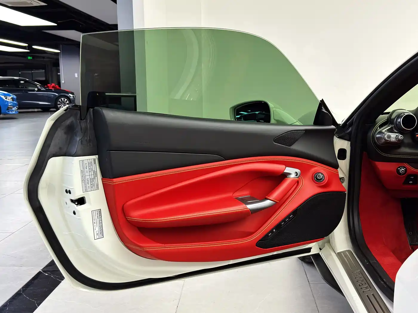 Ferrari F8 2023 2020 Spider 3.9T V8