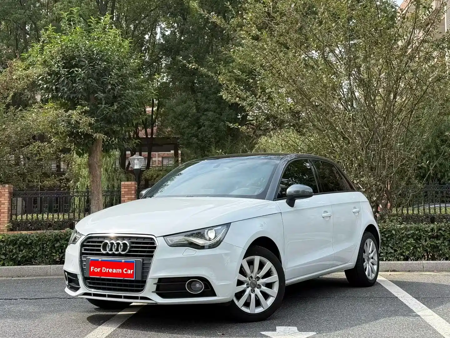 Photo 1 - Audi A1