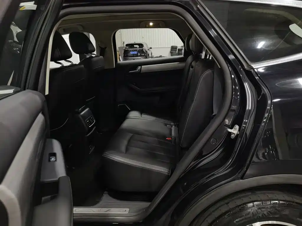 BYD Tang 2019 2018 2.0T Auto Smart Connect Luxury 5-seater China V