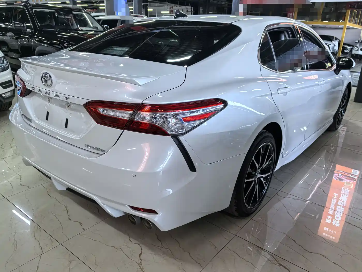 Toyota Camry 2022 2.0S Knight Edition фото 6