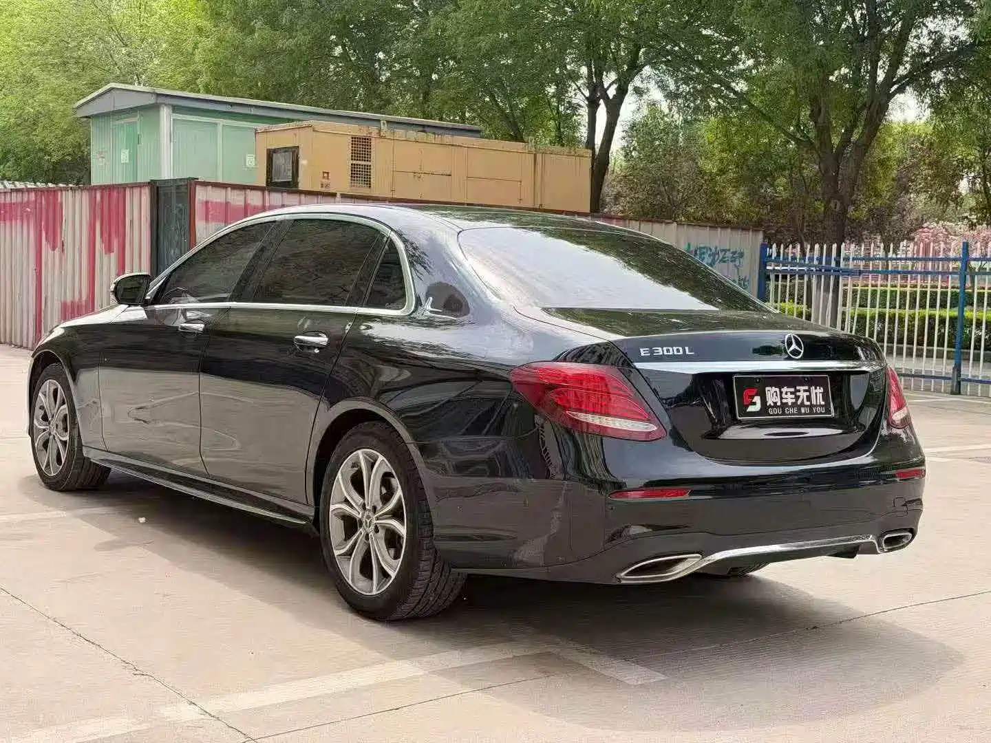 Фото 9 - Mercedes-Benz E-Class