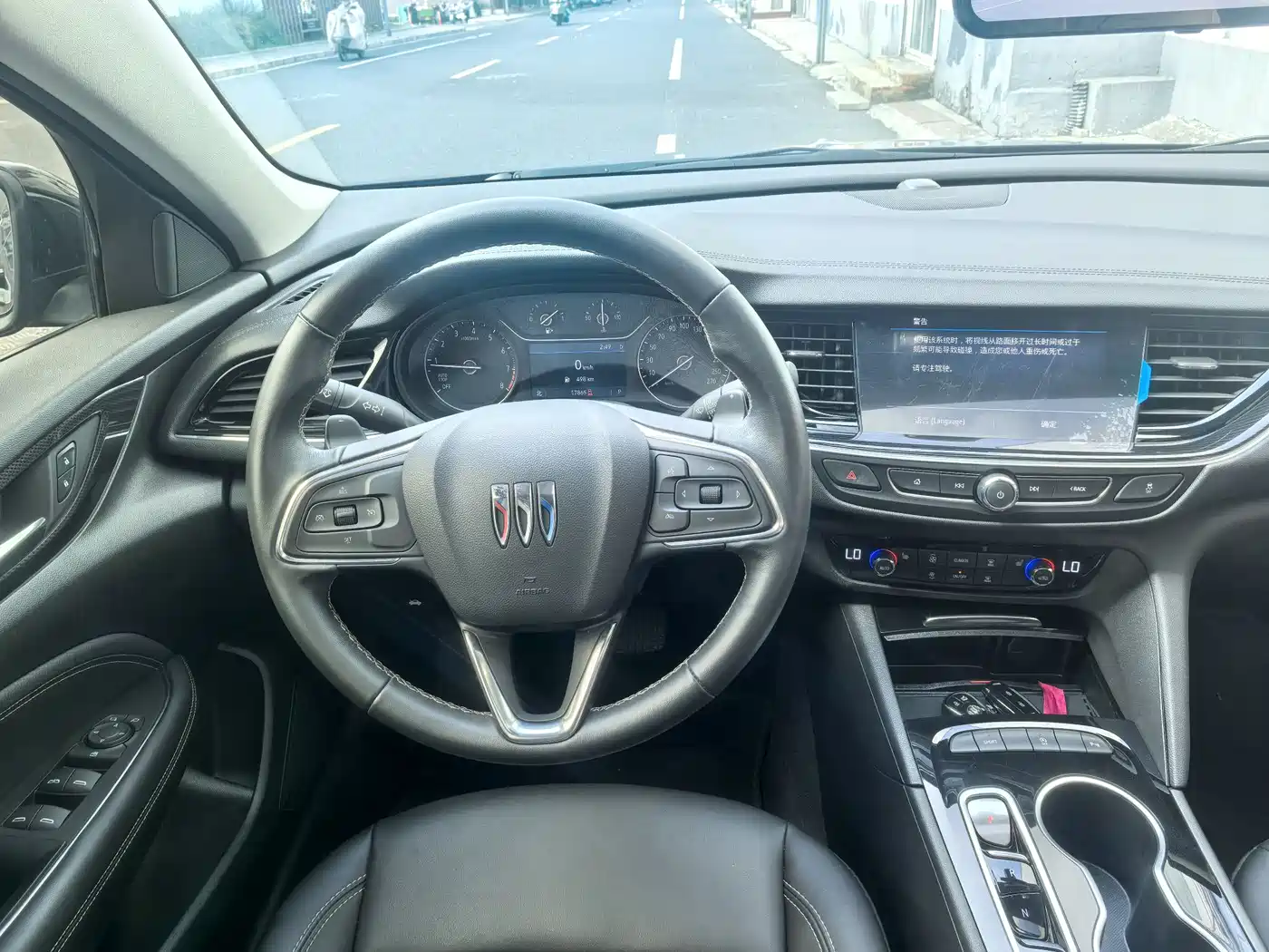 Buick Regal 2024 25T Ultra Comfort Edition фото 9