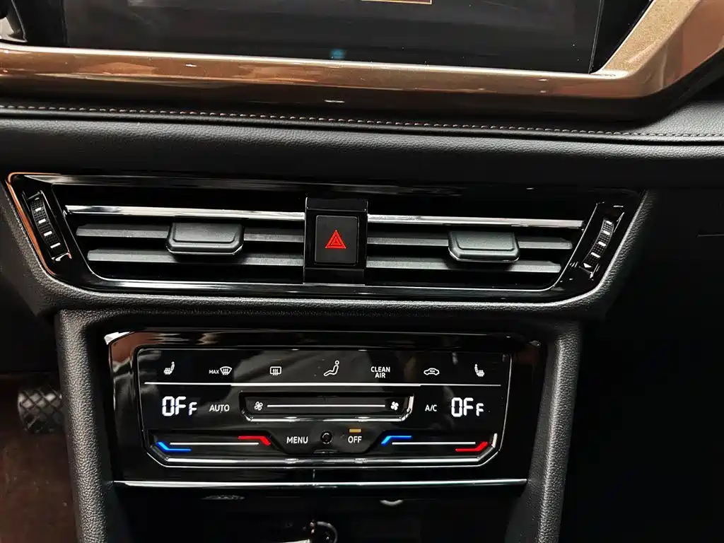 Volkswagen Tharu 2021 280TSI 2WD Luxury Plus фото 15