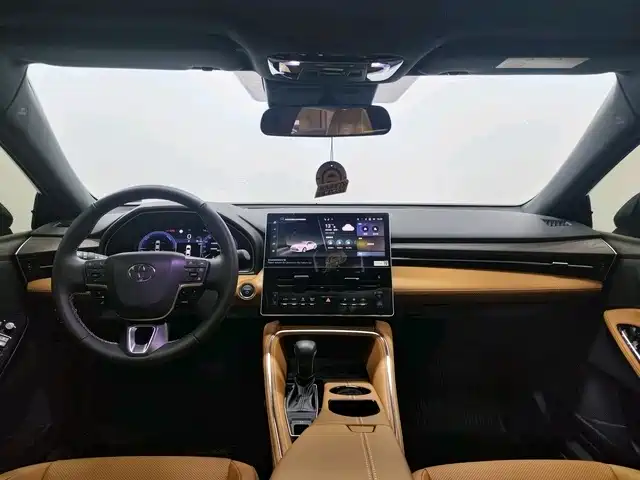 Toyota Avalon 2024 Hybrid 2.0L Luxury Edition фото 3