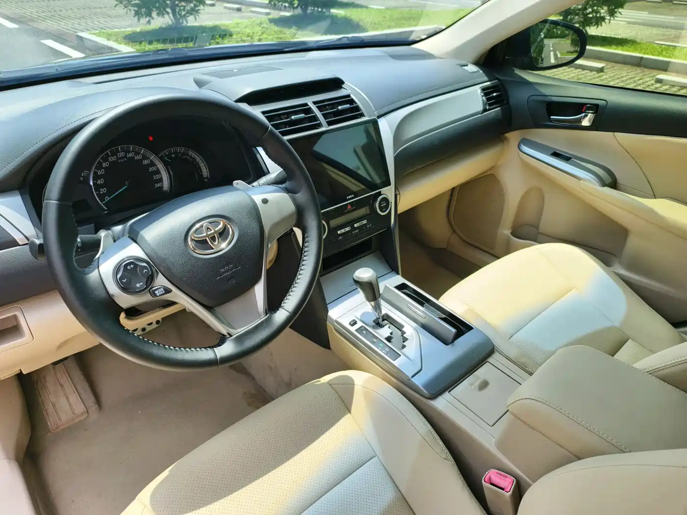Toyota Camry 2012 Junrui 2.0S Dynamic Edition фото 13