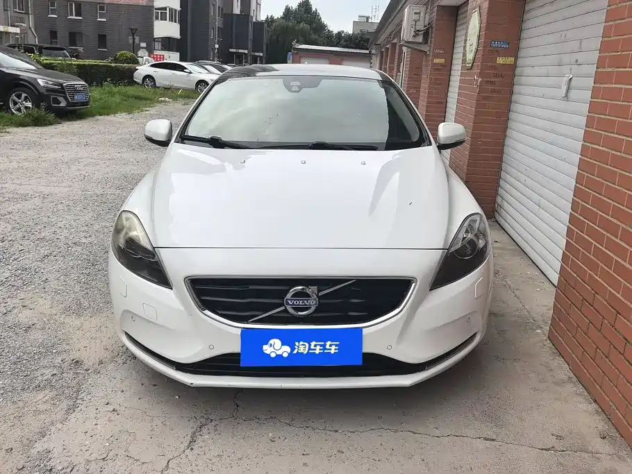 Volvo V40 2013 2013 2.0T Elegance Edition