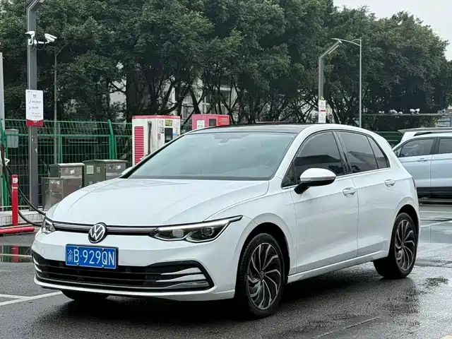 Volkswagen Golf 280TSI DSG Pro