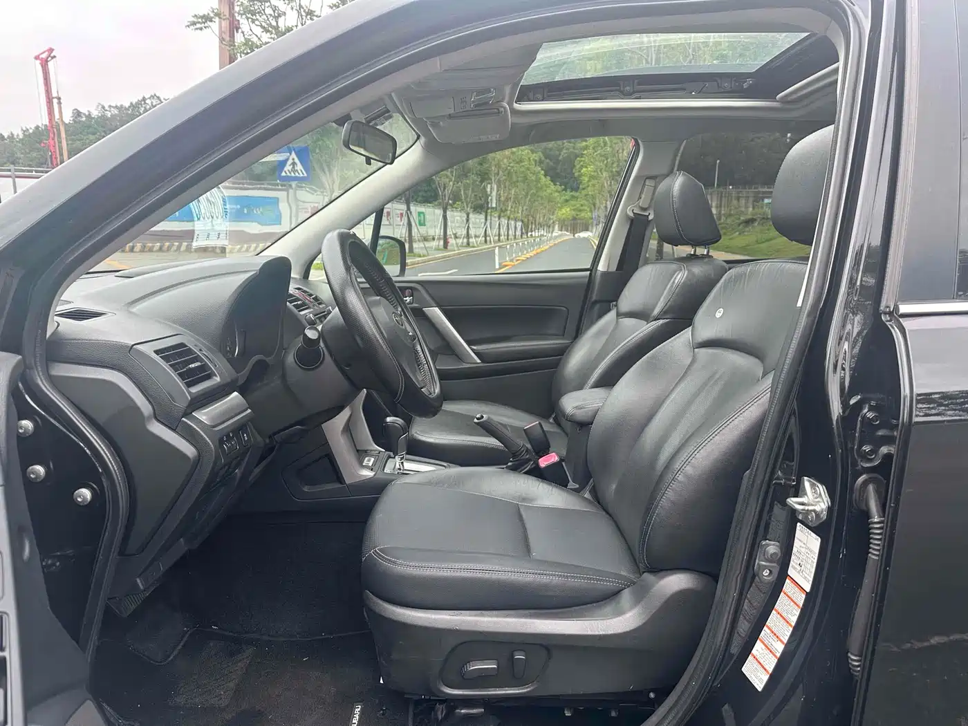 Subaru Forester 2014 2.5i Automatic Elite Edition фото 8