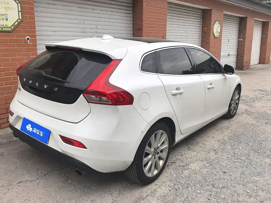 Volvo V40 2013 2013 2.0T Elegance Edition