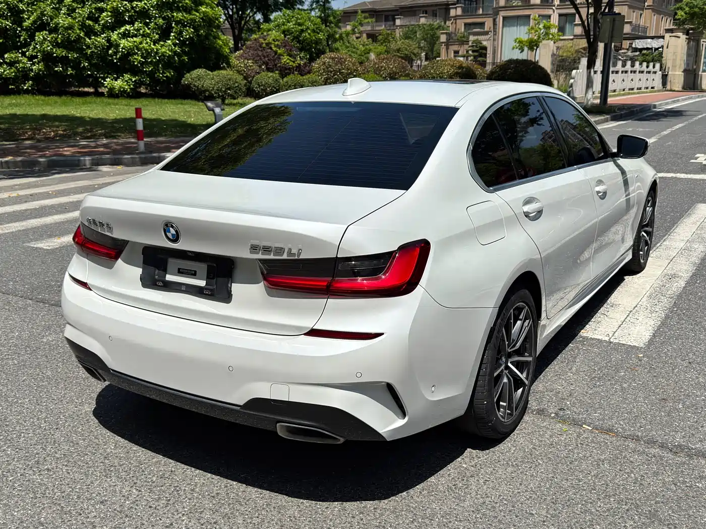 BMW 3 Series 2021 320Li M Sport Package фото 7