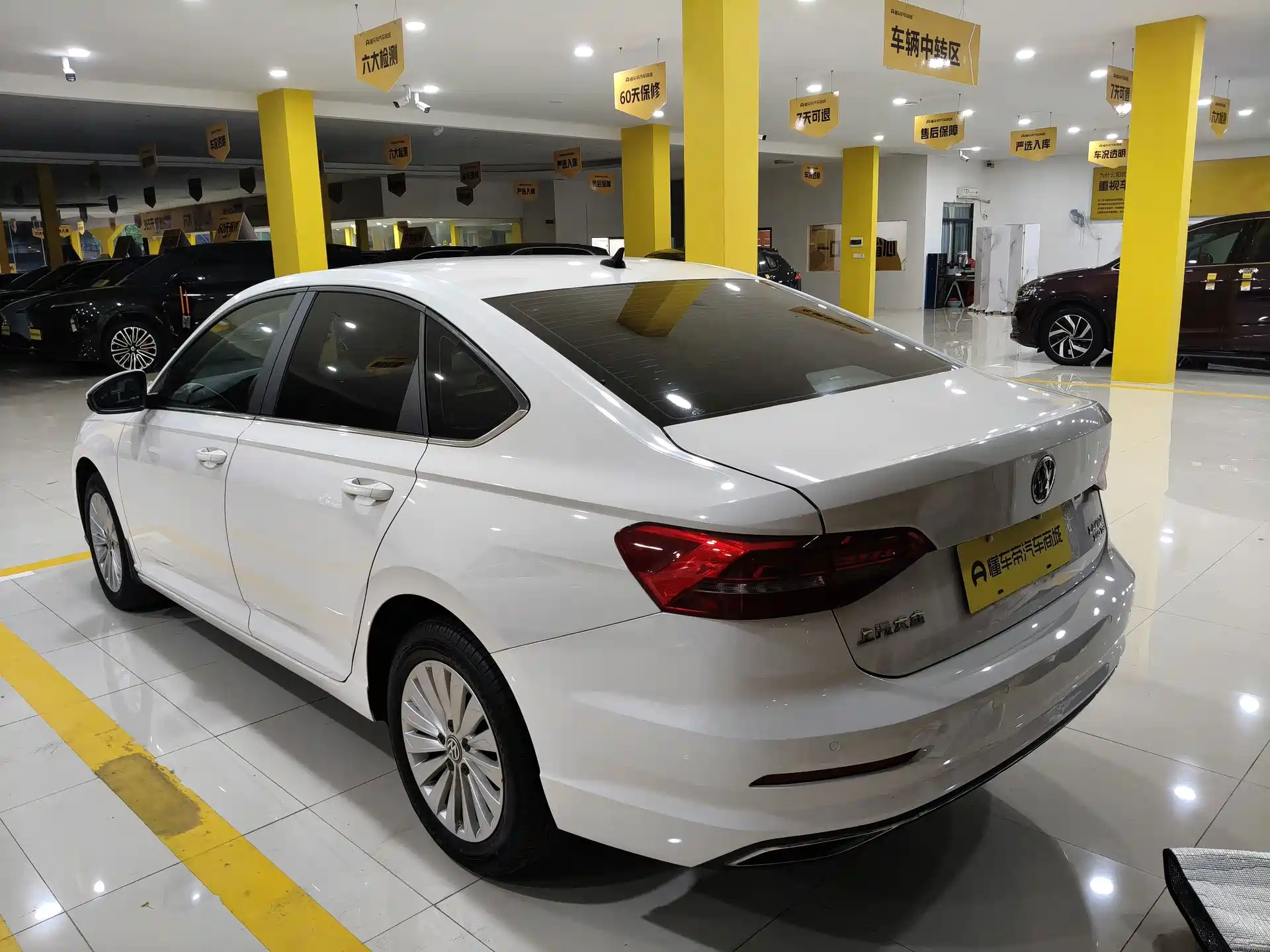 Photo 4 - Volkswagen Lavida