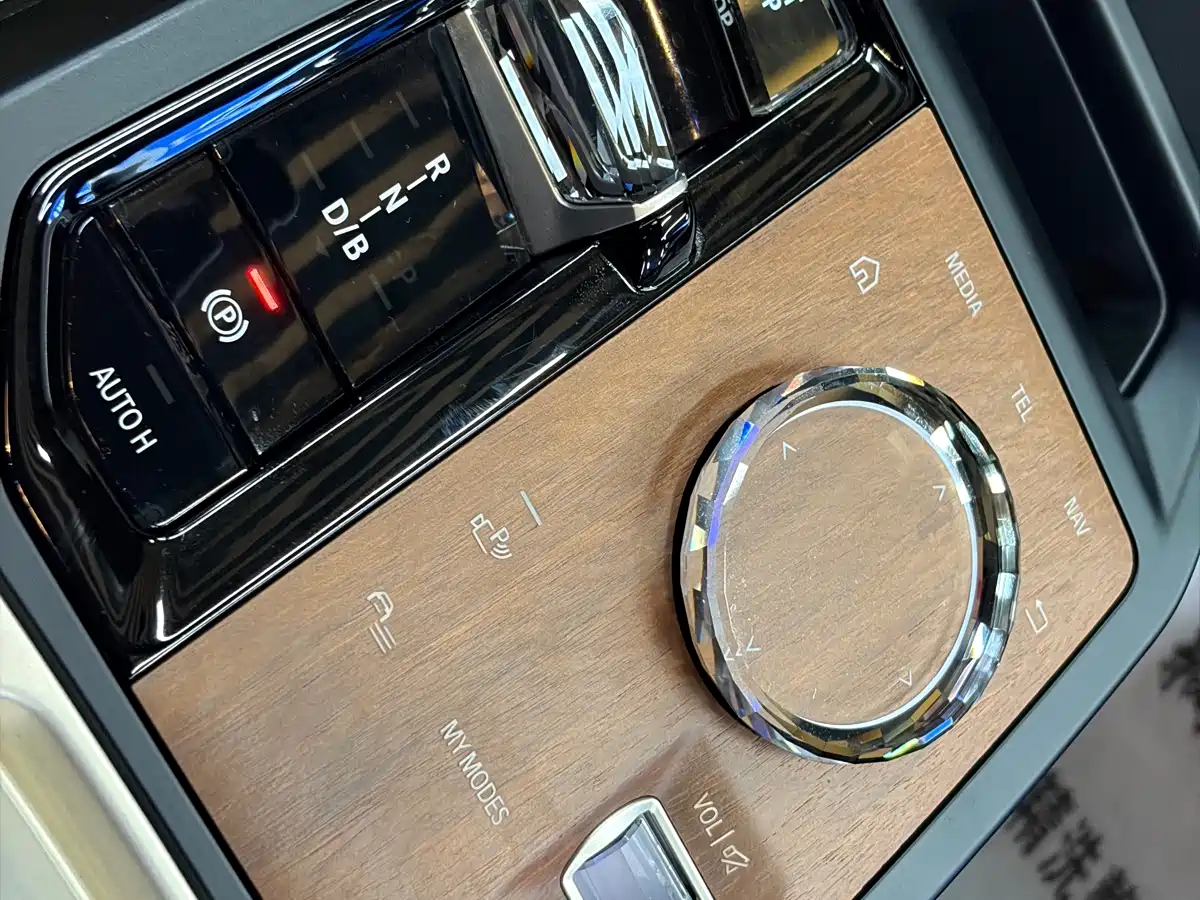 BMW iX 2023 2022 xDrive40
