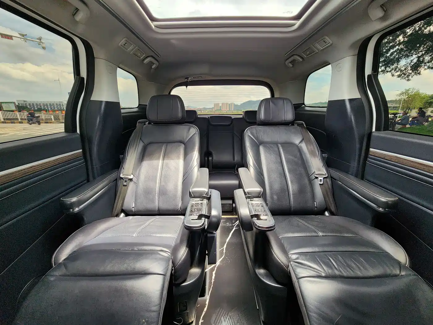 GAC Trumpchi Trumpchi M8 2021 Master Series 390T Ultimate Edition фото 17