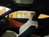 Photo 17 - Lexus LC