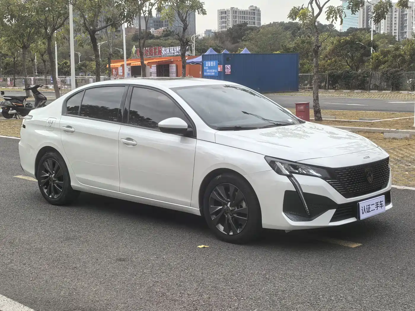 Peugeot 408 2022 1.6T Progressive Edition фото 3