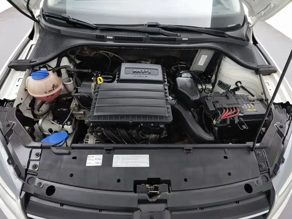 Photo 6 - Volkswagen Jetta