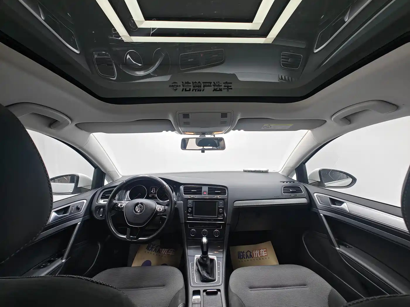 Volkswagen Golf 2018 230TSI Automatic Comfort фото 8