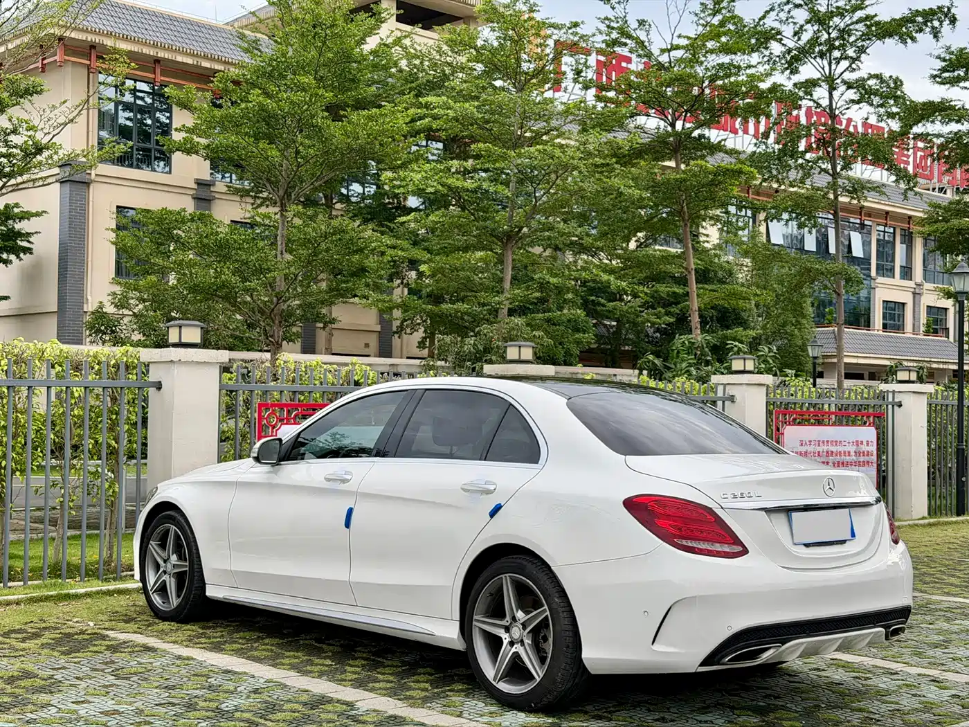 Mercedes-Benz C-Class 2015 C 260 L Sport фото 49