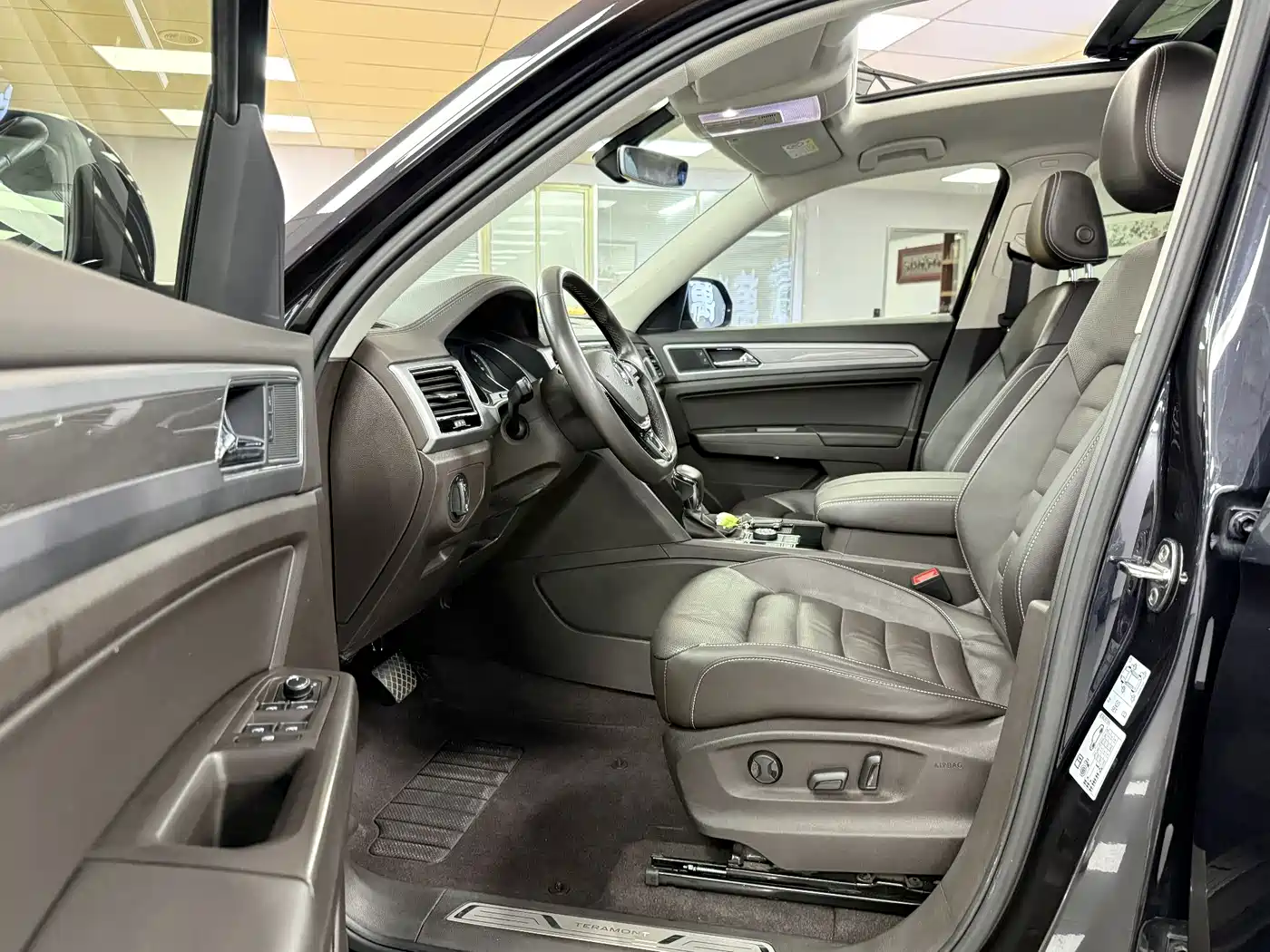 Volkswagen Teramont 2017 380TSI 4WD Luxury Edition фото 9