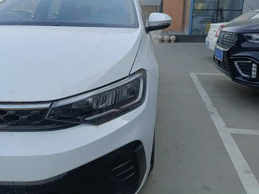 Volkswagen Lavida 2023 Xinrui 1.5L Auto Xinyi Edition фото 5
