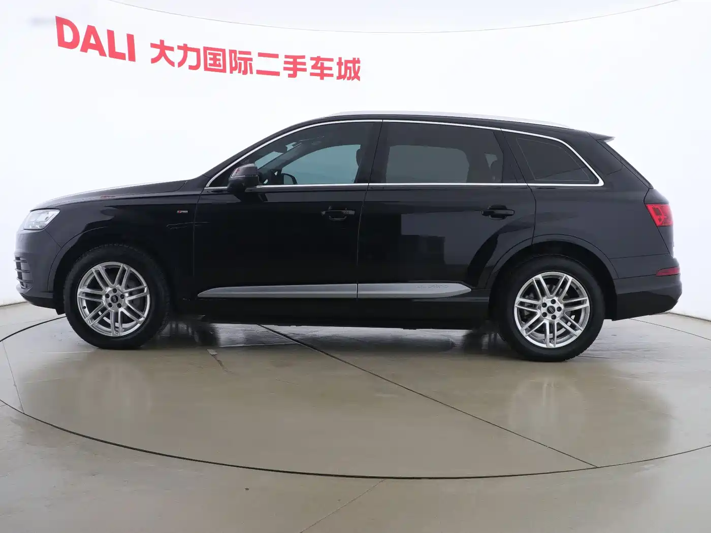 Audi Q7 2016 40 TFSI S line Sport фото 13