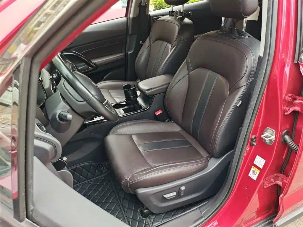 GAC Trumpchi Trumpchi GS4 2018 235T Automatic 2WD Luxury Smart Connect фото 8