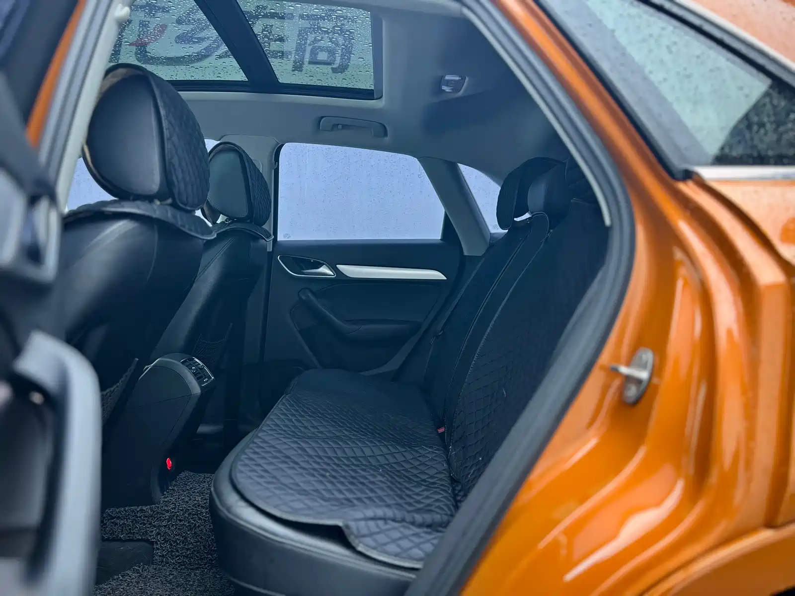 Фото 24 - Audi Q3 (Import)