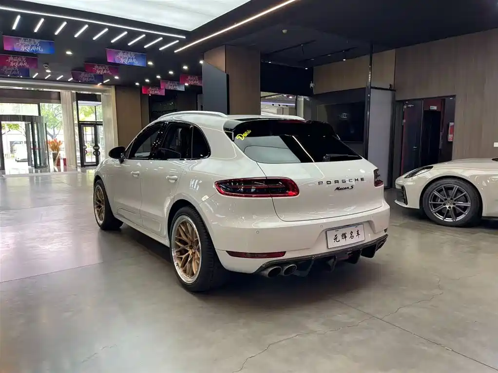 Porsche Macan 2017 Macan S 3.0T фото 17