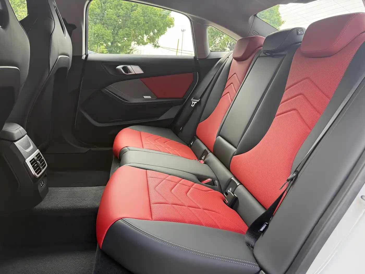 BMW 2 Series 2025 225L M Sport Moonlight Package фото 11