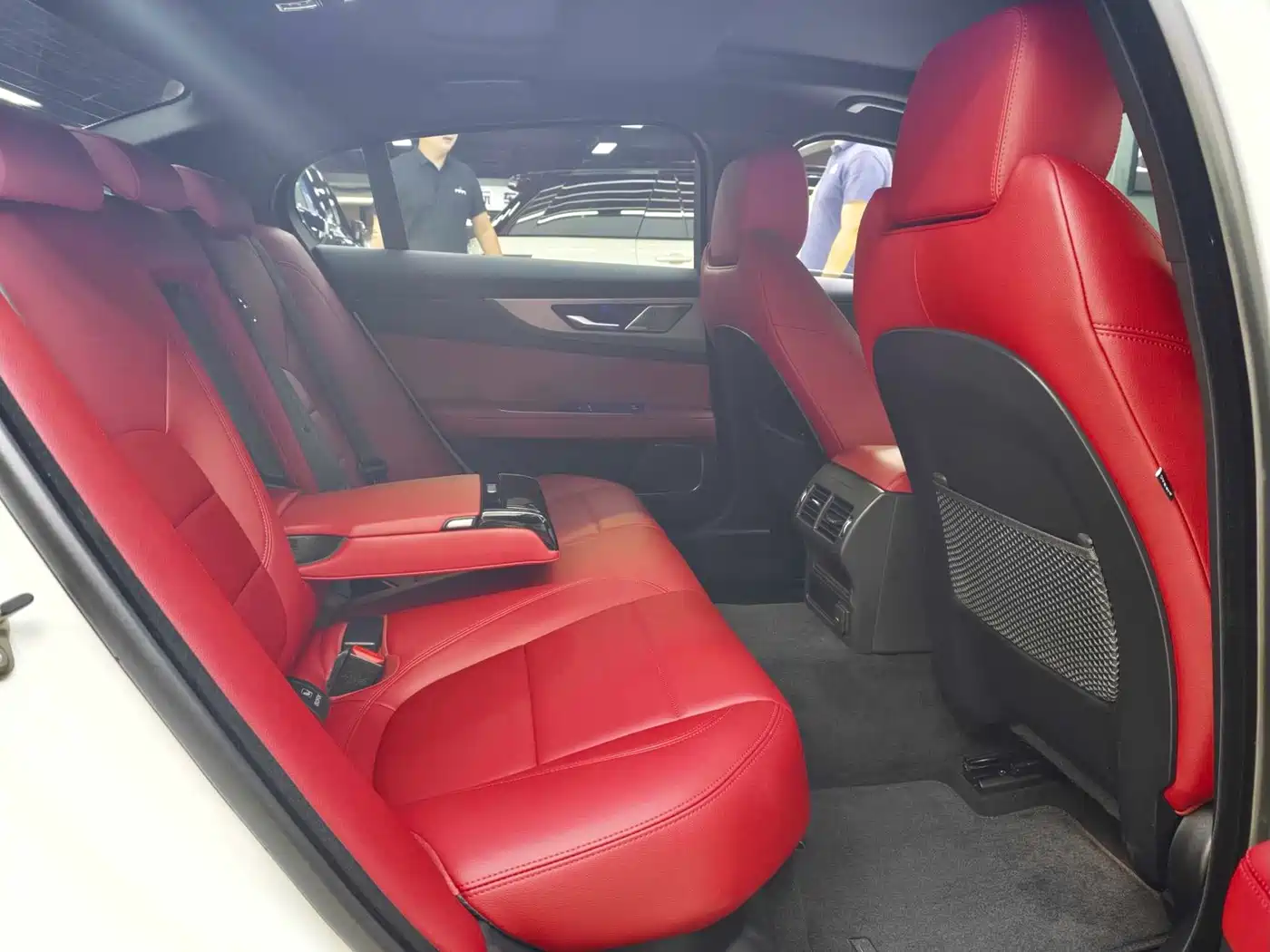 Jaguar XEL 2025 2024 Model 2.0T 250PS R-DYNAMIC S Progressive Sport Edition