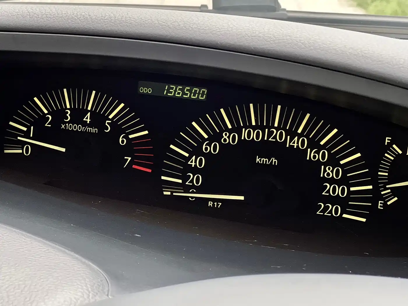 Toyota Previa 2004 2.4L AT фото 8