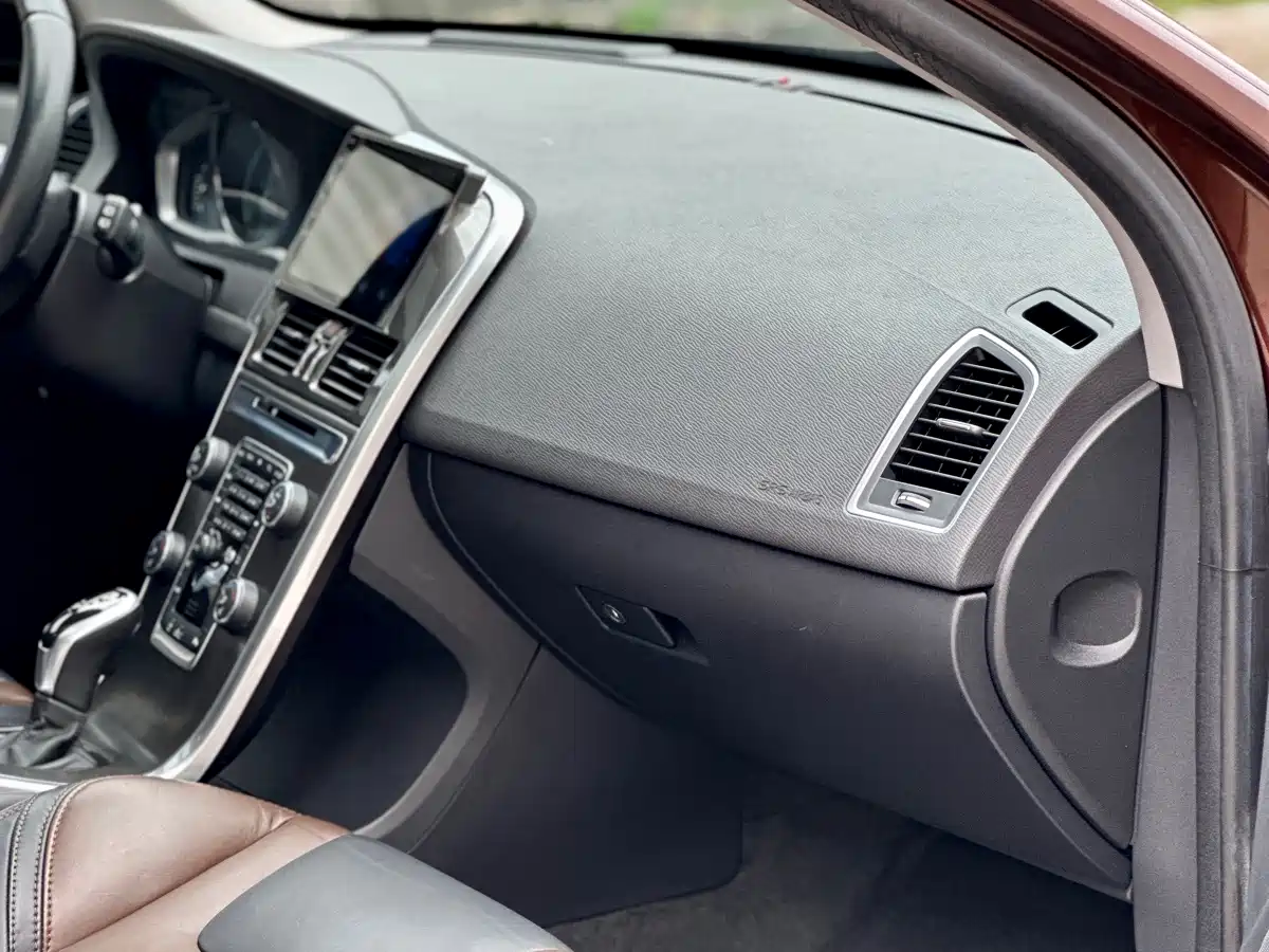 Volvo XC60 (Import) 2014 2014 T5 Wisdom & Elegance