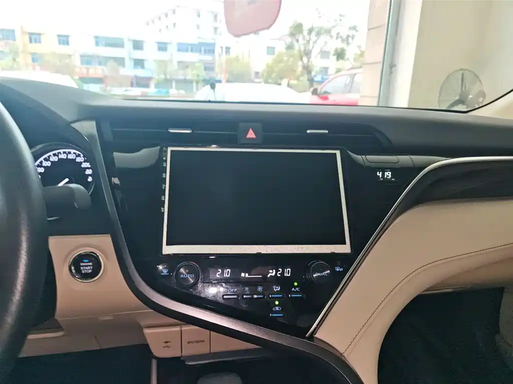 Toyota Camry 2019 2.0E Elite Edition China VI фото 5