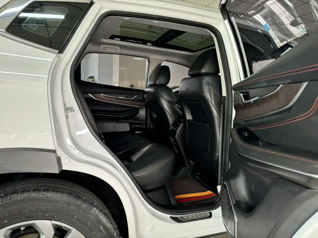Exeed Windchaser 2021 2020 Riding the Wind and Waves 1.5T CVT Star Glory Edition