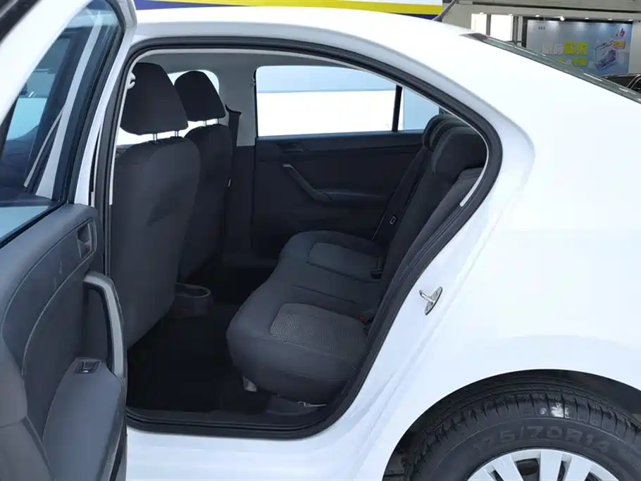 Volkswagen Santana 2021 1.5L Manual Trend Edition фото 11