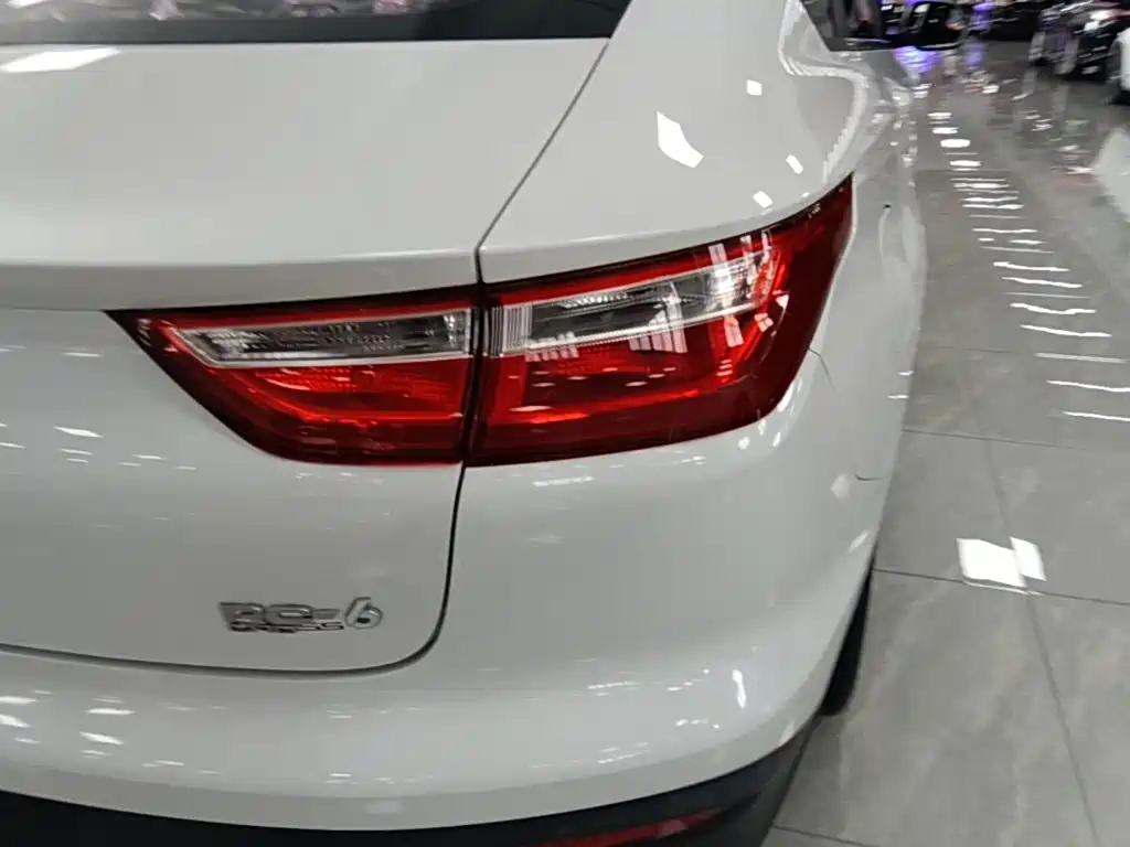 Baojun RC-6 2020 2019 1.5T CVT 24-hour Online Elite