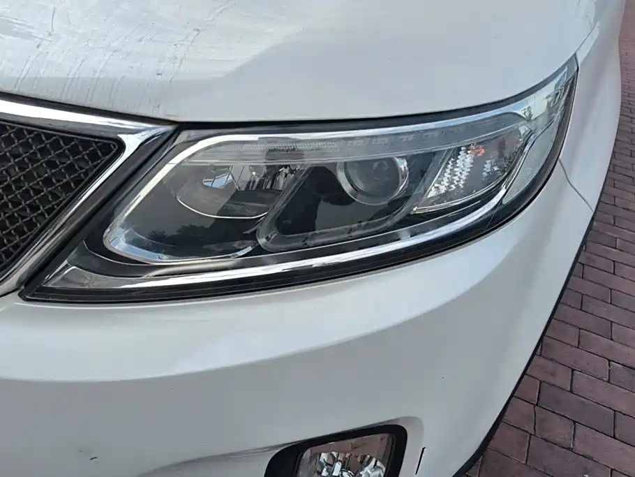 Фото 5 - Kia Sorento