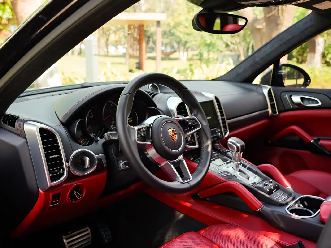 Porsche Cayenne 2016 Cayenne Turbo S 4.8T фото 9