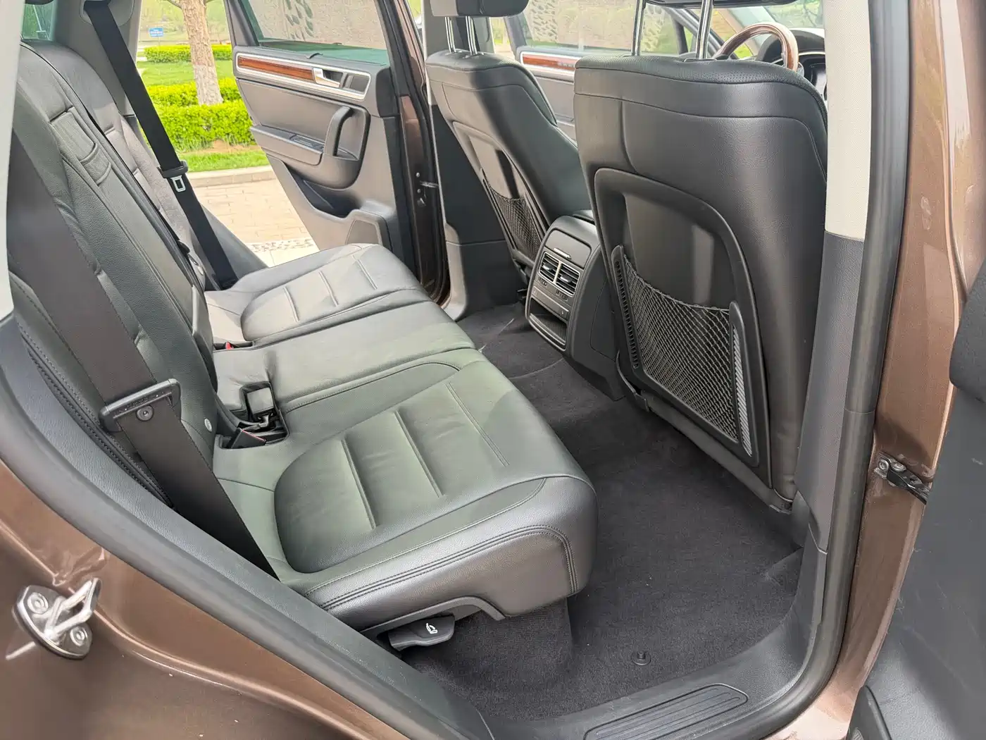Volkswagen Touareg 2011 3.0TSI Premium фото 8