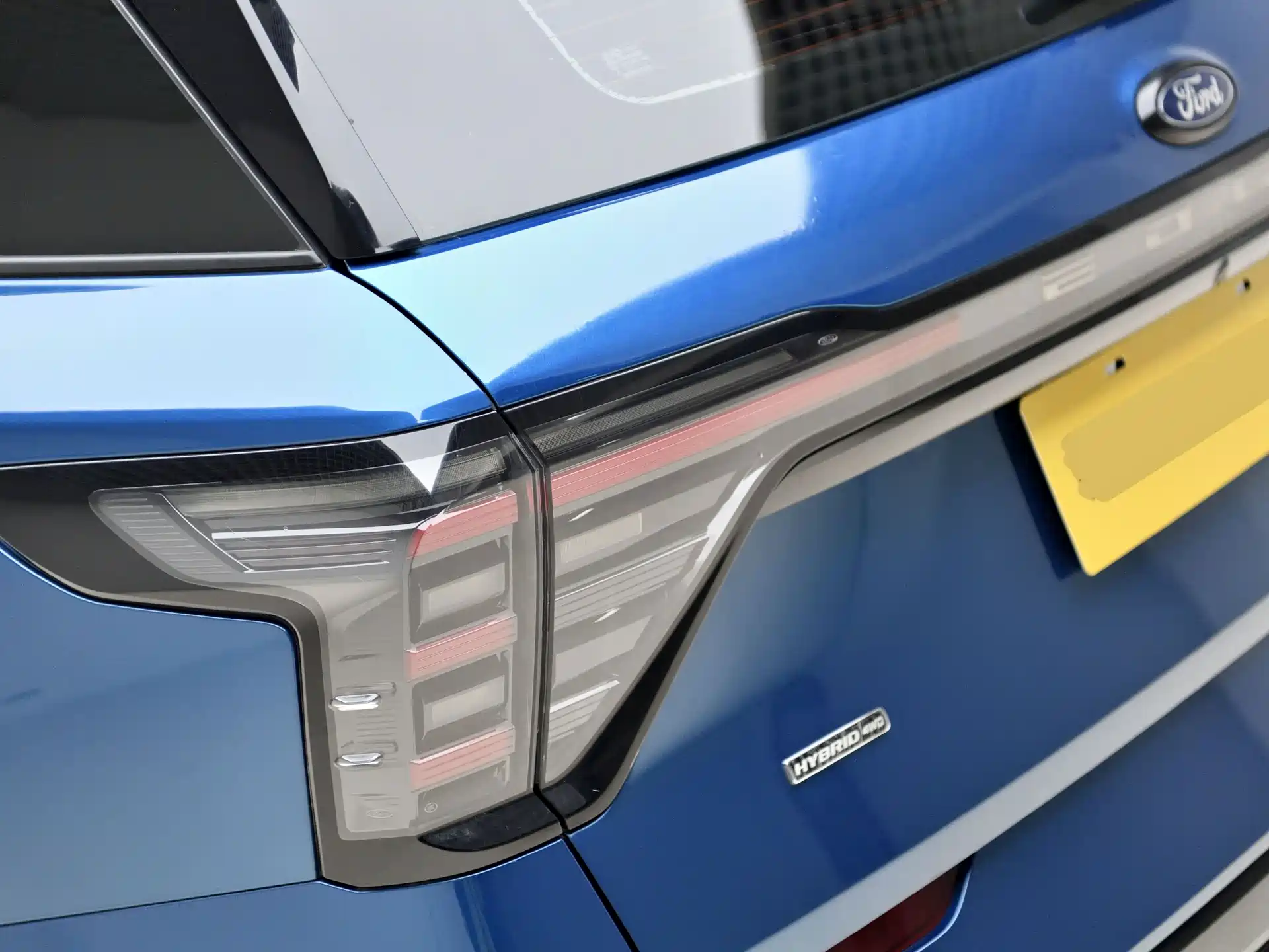 Фото 24 - Ford Edge